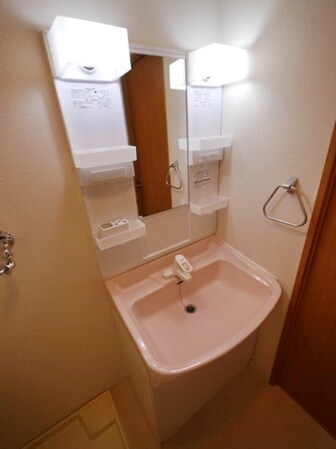 ビーヴァリー北の物件内観写真